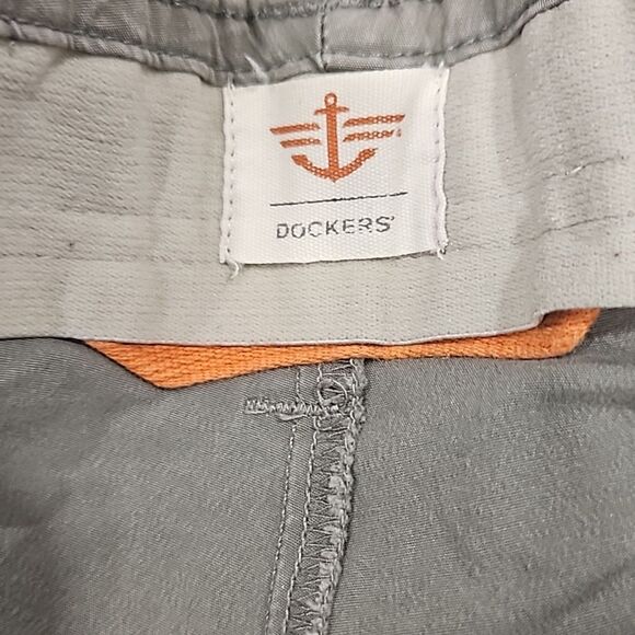 Dockers Mens Shorts - Picture 3 of 4